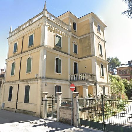 Civico 18 Bed and Breakfast Μπασάνο Ντελ Γκράπα Εξωτερικό φωτογραφία